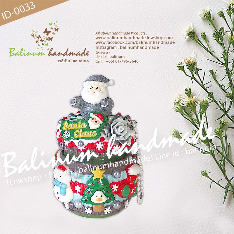 เคสยาดม Xmas DIY โมเดลแซนต้าคลอส เป็นกลิตเตอร์ระยิบระยับทั้งตัวนะคะ ยาดมสมุนไพรตราหงส์ไทย (กระปุกสีเขียว 40g.) งานเคส DIY โดย บาลีนัมป์แฮนด์เมด เป็นงานเรซิ่นแท้100% เป็นยาดม/ตั้งโชว์ตกแต่งบ้าน/เป็นของสะสม ของขวัญ ของฝาก ของชำร่วย เทา,ฟ้า,แดง,เขียว (Gray,ฺBlue,Red,Green)