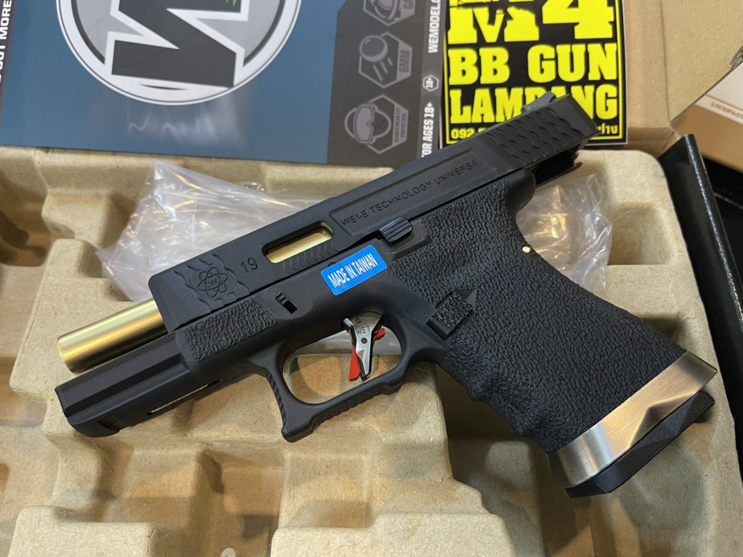 WE Glock19 G-Force Custom – เฟรมดำ สไลด์ดำ ลำกล้องทอง