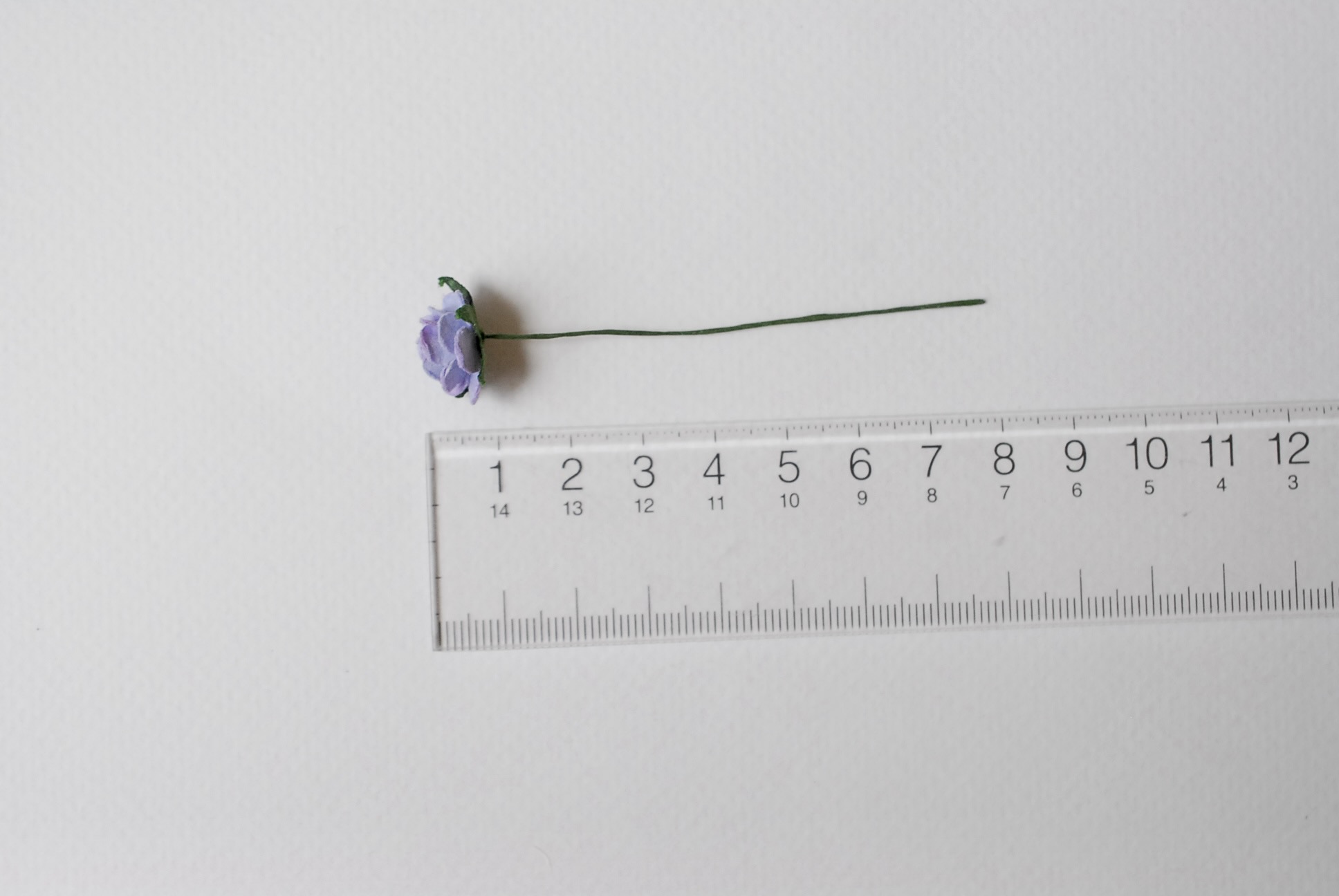 ดอกไม้กุหลาบกระดาษ, ดอกกุหลาบกระดาษสา ดอกกุหลาบจิ๋ว ดอกกุหลาบกระดาษสา สำหรับประดับ ตกแต่งของชำร่วย, งานแต่งงาน สีMIXED ม่วงอ่อน ม่วงตุ่น มิ้น มิ้น-ขาว และ ฟ้าตุ่น ขนาด 1.5 cm. จำนวน 100 ดอก