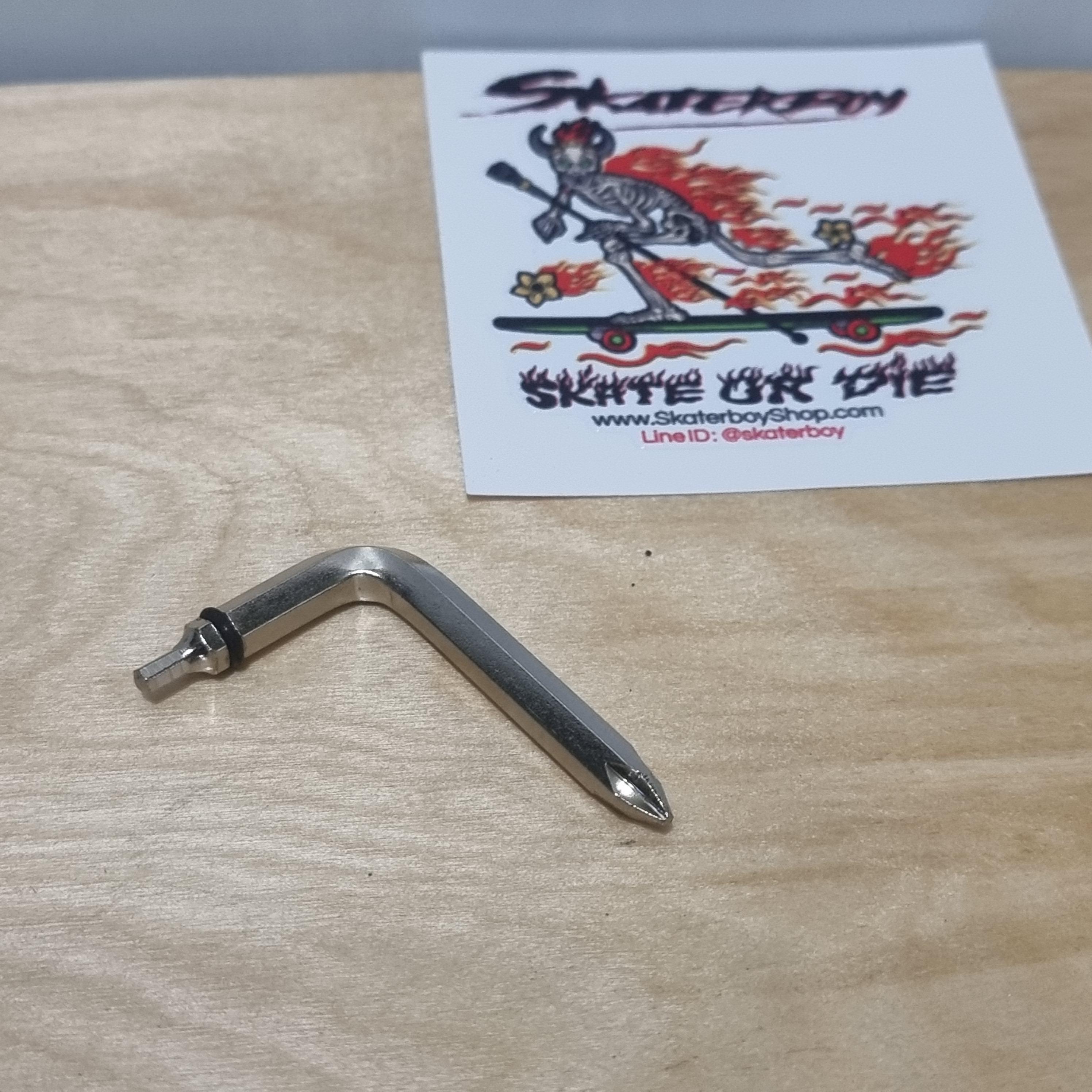 [0320] ประแจตัวที skate tool ไขน็อต ยึดทรัค ยึดล้อ ยึดคิงพิน สเก็ตทูลสำหรับสเก็ตบอร์ด