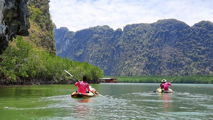 ทัวร์อ่าวพังงา เขาตะปู เกาะเจมส์บอนด์ เกาะห้อง เกาะพนัก เกาะนาแก โดยเรือใหญ่ James Bond Island by Big Boat Hong Island Panak Island Nakae Island