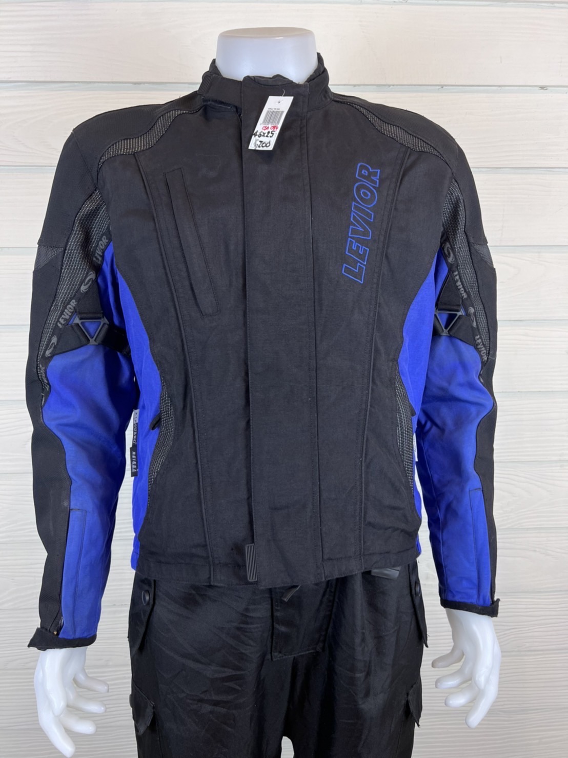 เสื้อขี่มอเตอร์ไซด์( มือสอง) CSA 084 : อก 46" ยาว 25" LEVIOR