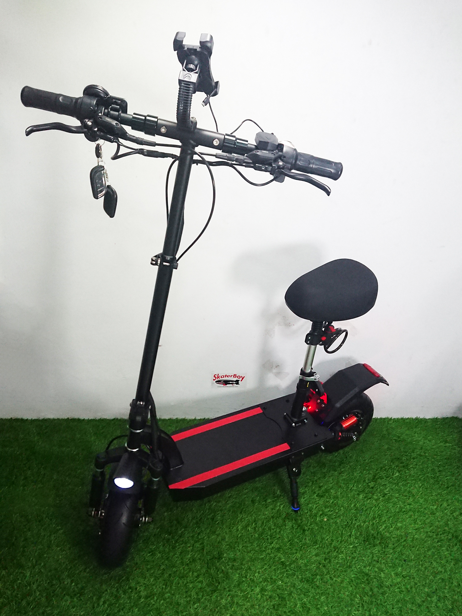 [0601] สกู็ตเตอร์ไฟฟ้า รุ่น BigScoot ล้อ 11 นิ้ว แบตเตอรี่ 60V ใช้เดินทางจริงจัง ฟังก์ชั่นเพียบ Electric scooter