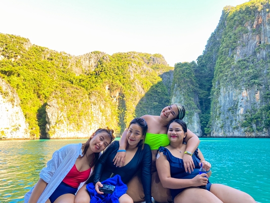 อันดับ 1 ทัวร์เกาะพีพี อ่าวมาหยา อ่าวปิเละ เกาะไข่ เรือสปีดโบ๊ท Phi Phi Island Khai Island - Maya Bay - Pileh Lagoon