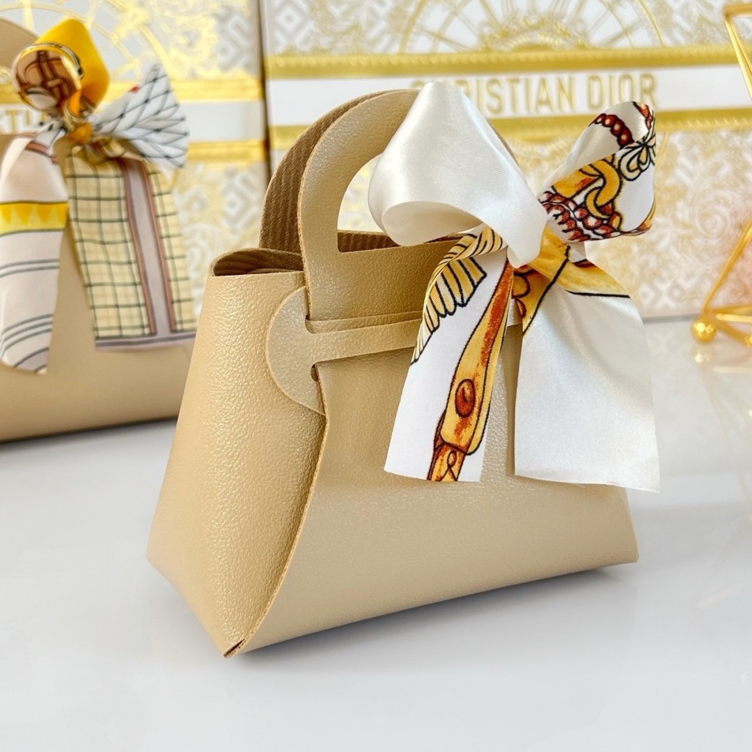 Estee Lauder Mini Gift Set 3 Items. ( Foundation Primer & Lipstick ) แถมฟรีกระเป๋า💗