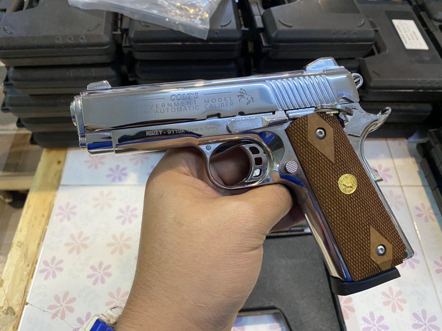 KUZEY M1911 ลาย Government ลำกล้อง 4" เงินเงา