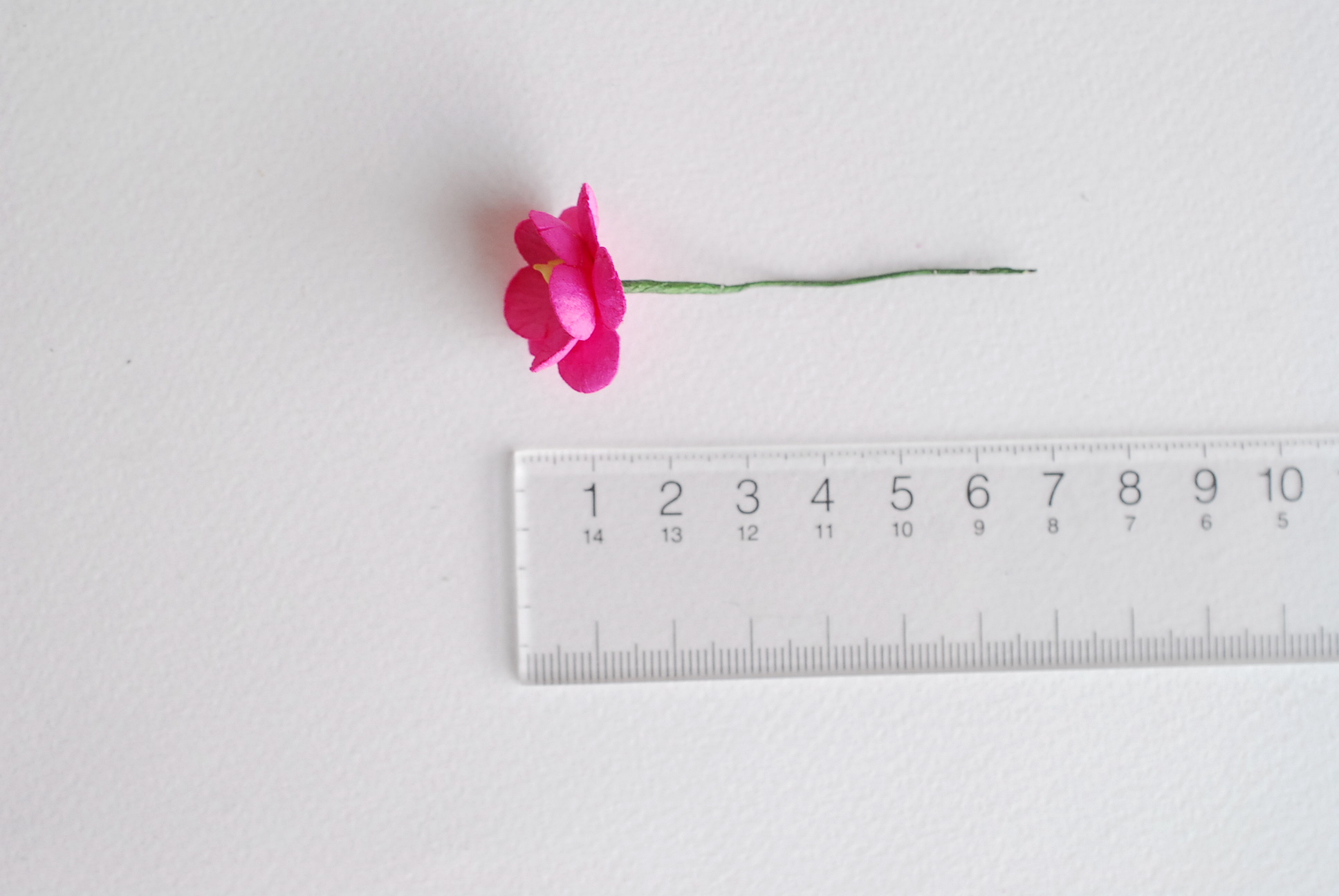 ดอกไม้กระดาษสา ดอกซากุระกระดาษ ดอกไม้กระดาษสาราคาส่ง ดอกไม้กระดาษสำหรับตกแต่งของชำร่วย งานแต่งงาน ทำช่อดอกไม้ติดอกเจ้าบ่าว ข้อมือดอกไม้เจ้าสาว ขนาด2.5 cm. 50 ดอก สีชมพูบานเย็น Paper flowers supplies: DIY wedding tools Cherry blossom (Sakura) 50 pcs. size