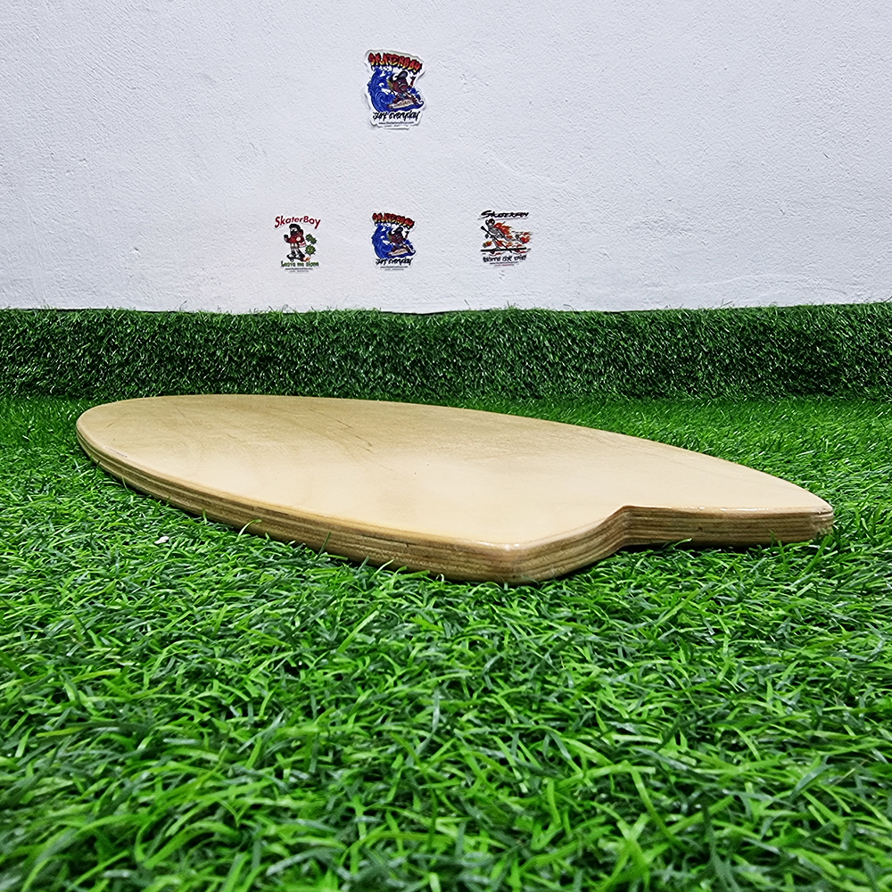 [0301] บอร์ดไม้ทรง Surf board หางปลา 31.5x87.5cm หนา 1.2cm ยังไม่ได้เจาะรู ตั้งโชทำป้ายร้าน
