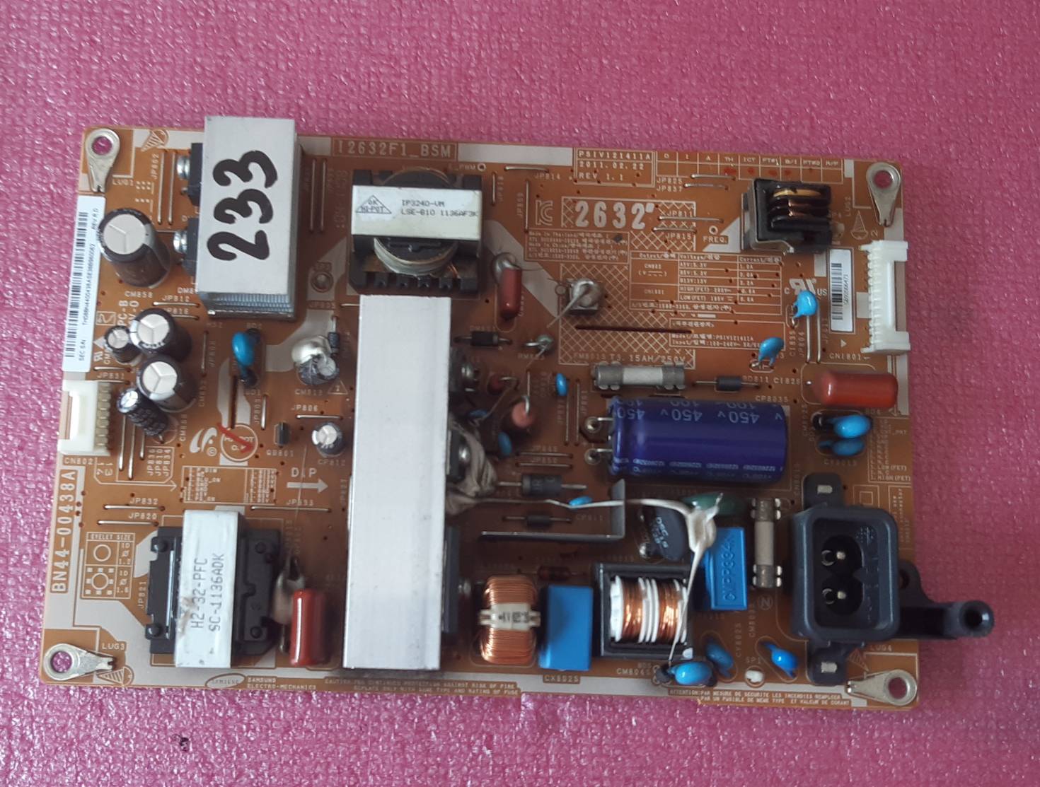 อันที่ 233 Samsung LA32D400E1 ซัฟฟลาย BN44-00438A ดี