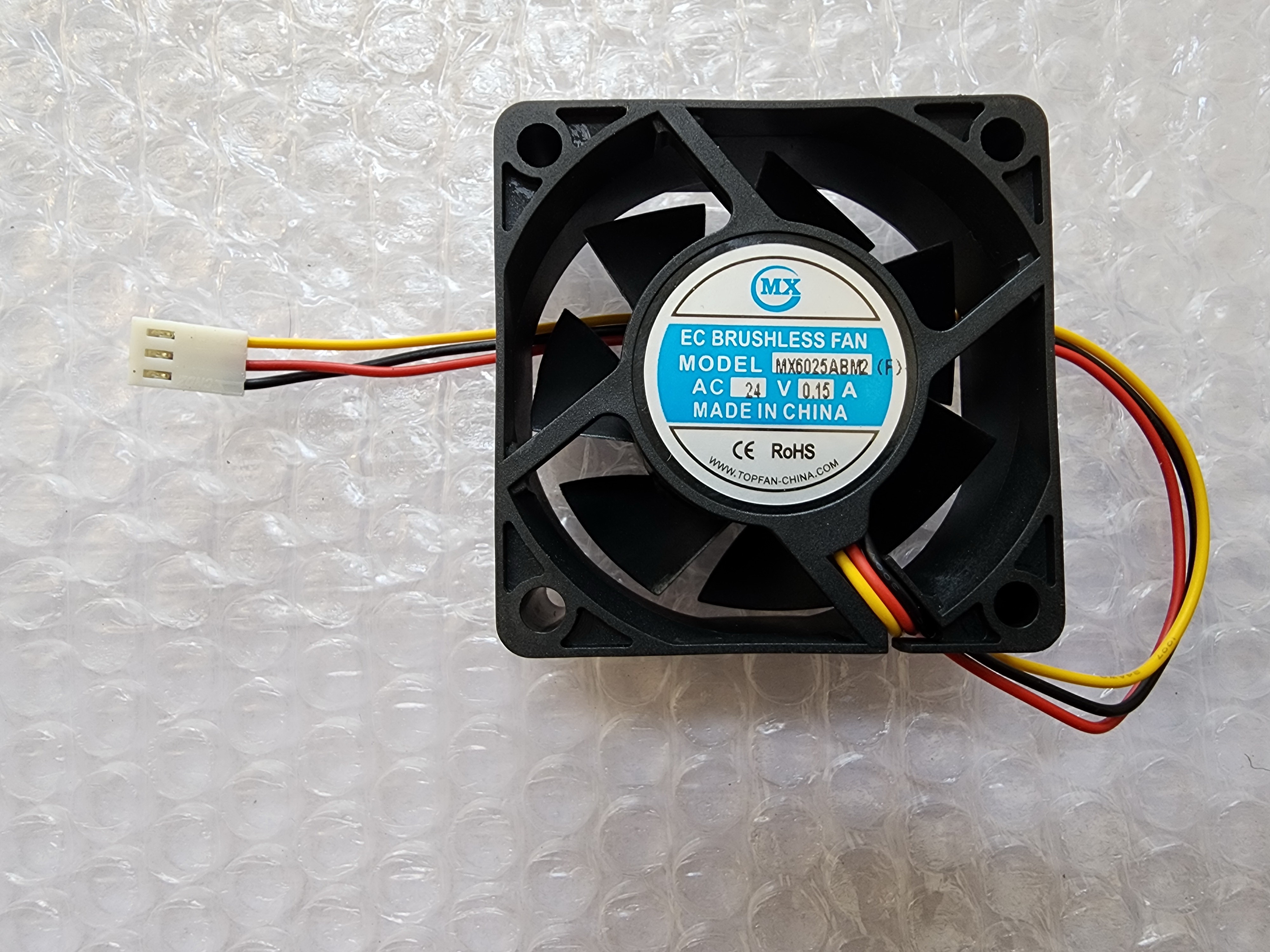 พัดลม DC 24V 0.15A 60x25mm 3 สาย ดำ แดง เหลือง