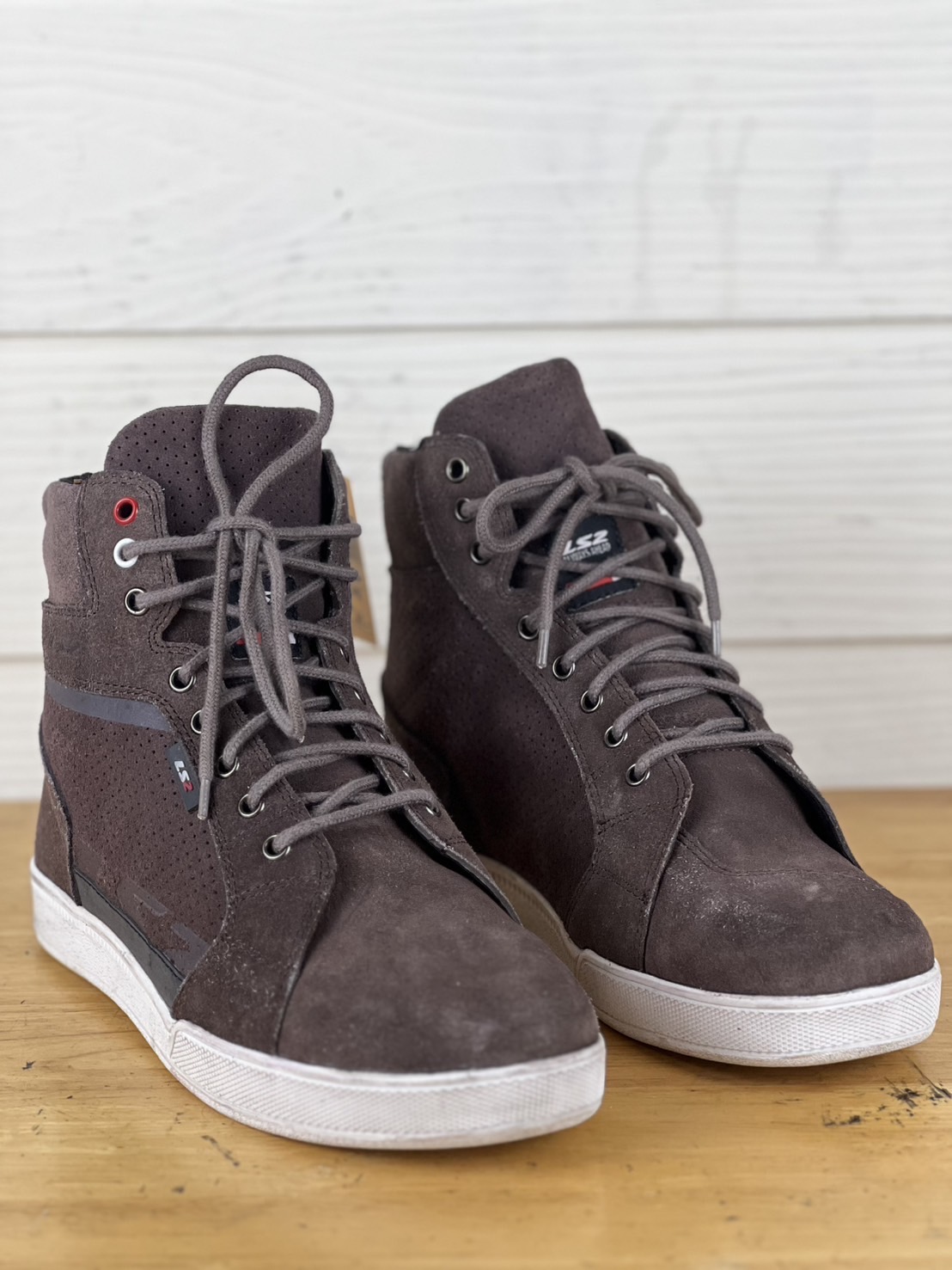 รองเท้าขี่มอเตอร์ไซด์( Outlet ) CMOL-DW 003 Size ขนาด 41EUR /7UK /26.5CM LS2
