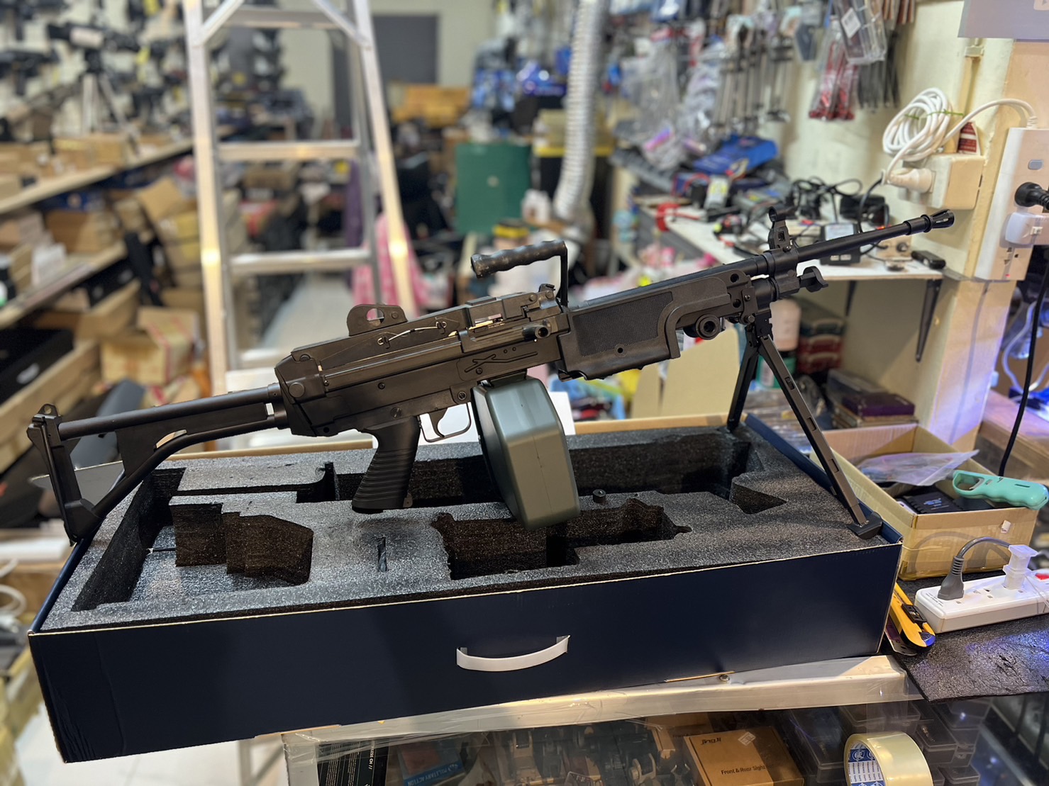 A&K Cybergun FN Licensed M249 MK1