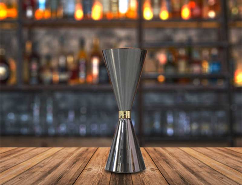 สลักชื่อ สลักข้อความ สลักรูป เลเซอร์ชื่อ เลเซอร์ข้อความ เลเซอร์รูป บนกระบอกน้ำ