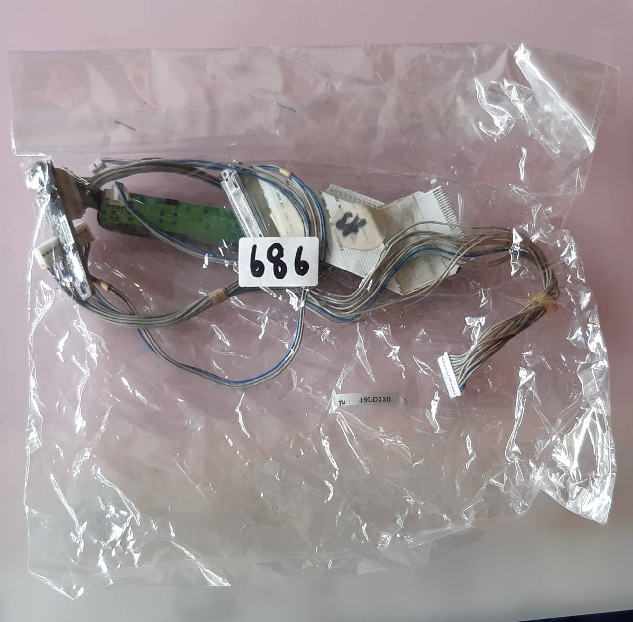 ชุดสายแพร 686 LG 19LD330