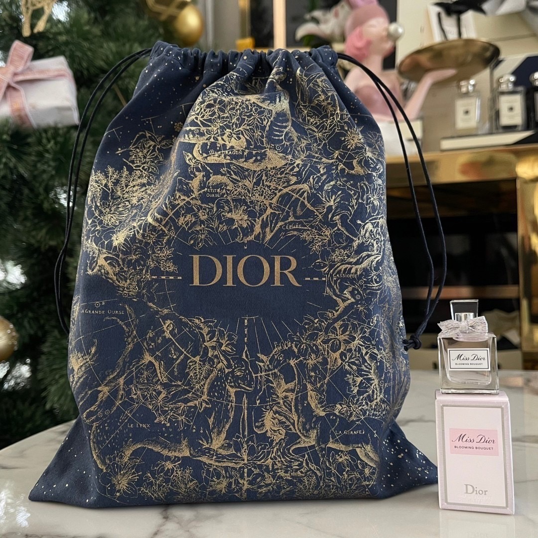Miss Dior Blooming Bouquet VIP Gift Set (น้ำหอม+กระเป๋าผ้า)