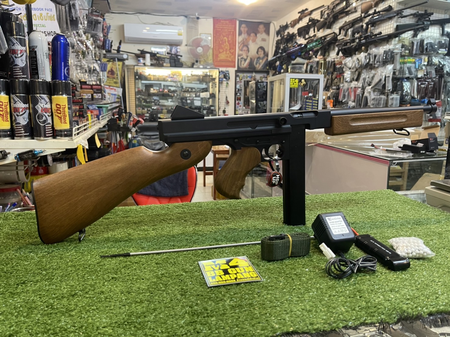 CYMA CM.033 Thompson