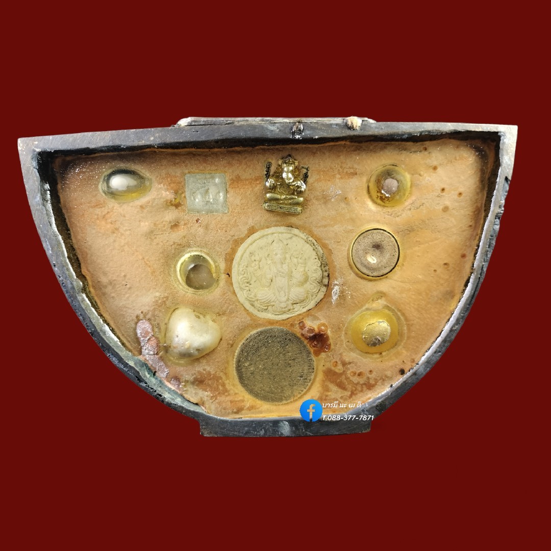 พระพิฆเนศวร (พระพิฆเนศงวงกวักขวา) เนื้อ : ทองเหลือง รมมันปู