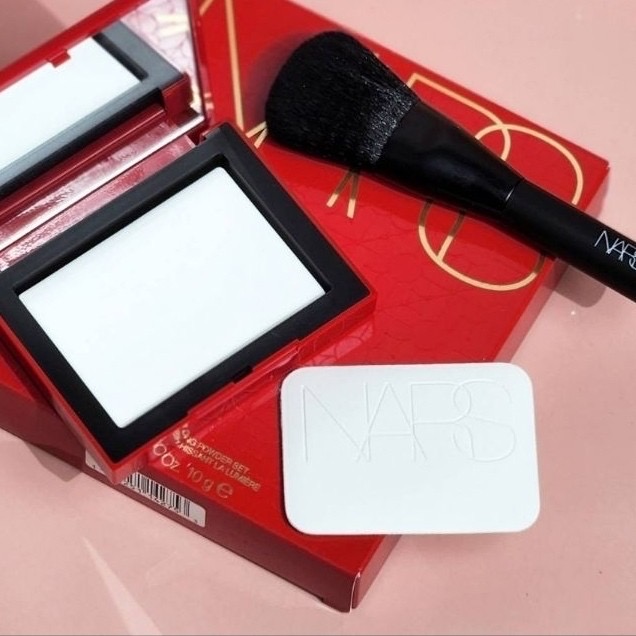 Nars Light Reflecting Setting Powder Set & Mini Brush Set ( Lunar New Year Limited)