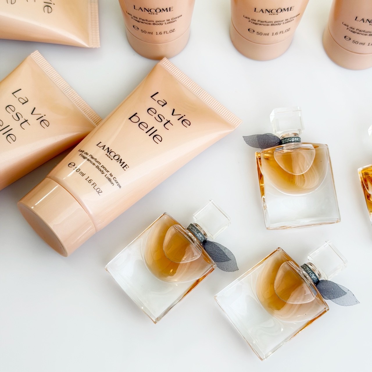 เซ็ทน้ำหอมจิ๋ว Lancome La Vie Est Belle Mini Perfume & Body Lotion