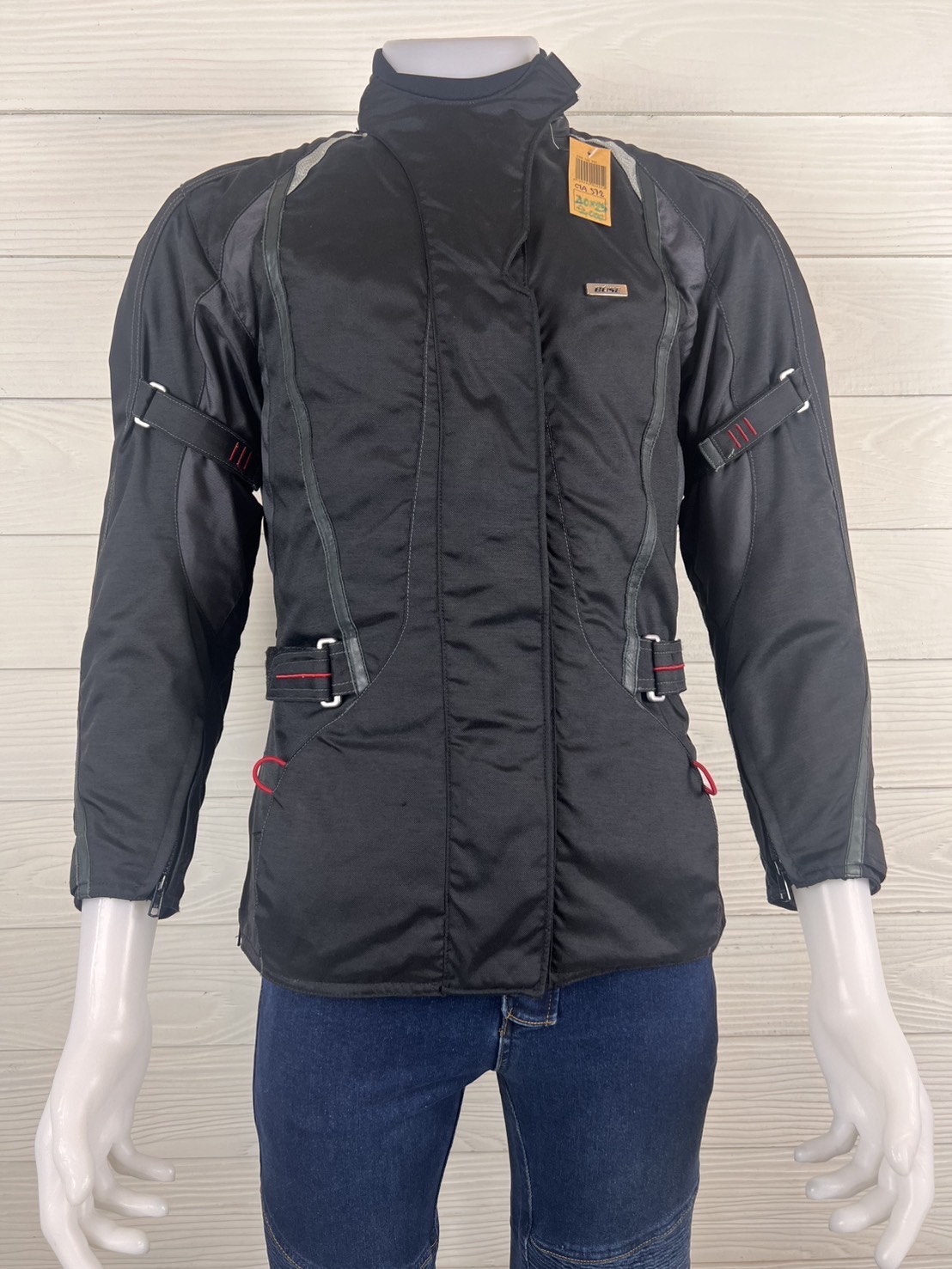เสื้อขี่มอเตอร์ไซด์( มือสอง) CTA 572 : อก 38-40" ยาว 25" (S) BUSE