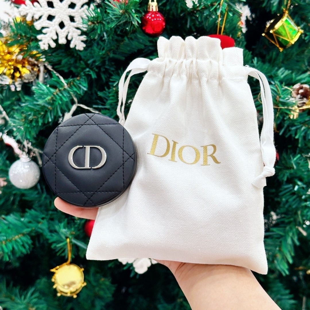 กระจกพกพา Dior Beaute Pocket Mirror