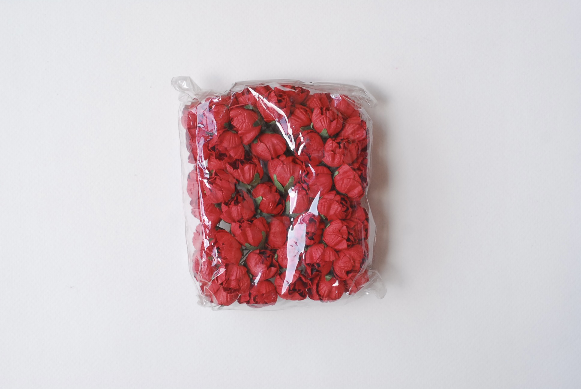 Paper flower, English peony Ranunculus roses50 pcs., size 3.0 cm., red color. ดอกไม้กระดาษสา ดอกกุหลาบขนาด 3.0 cm. จำนวน 25 ดอก, สีแดง