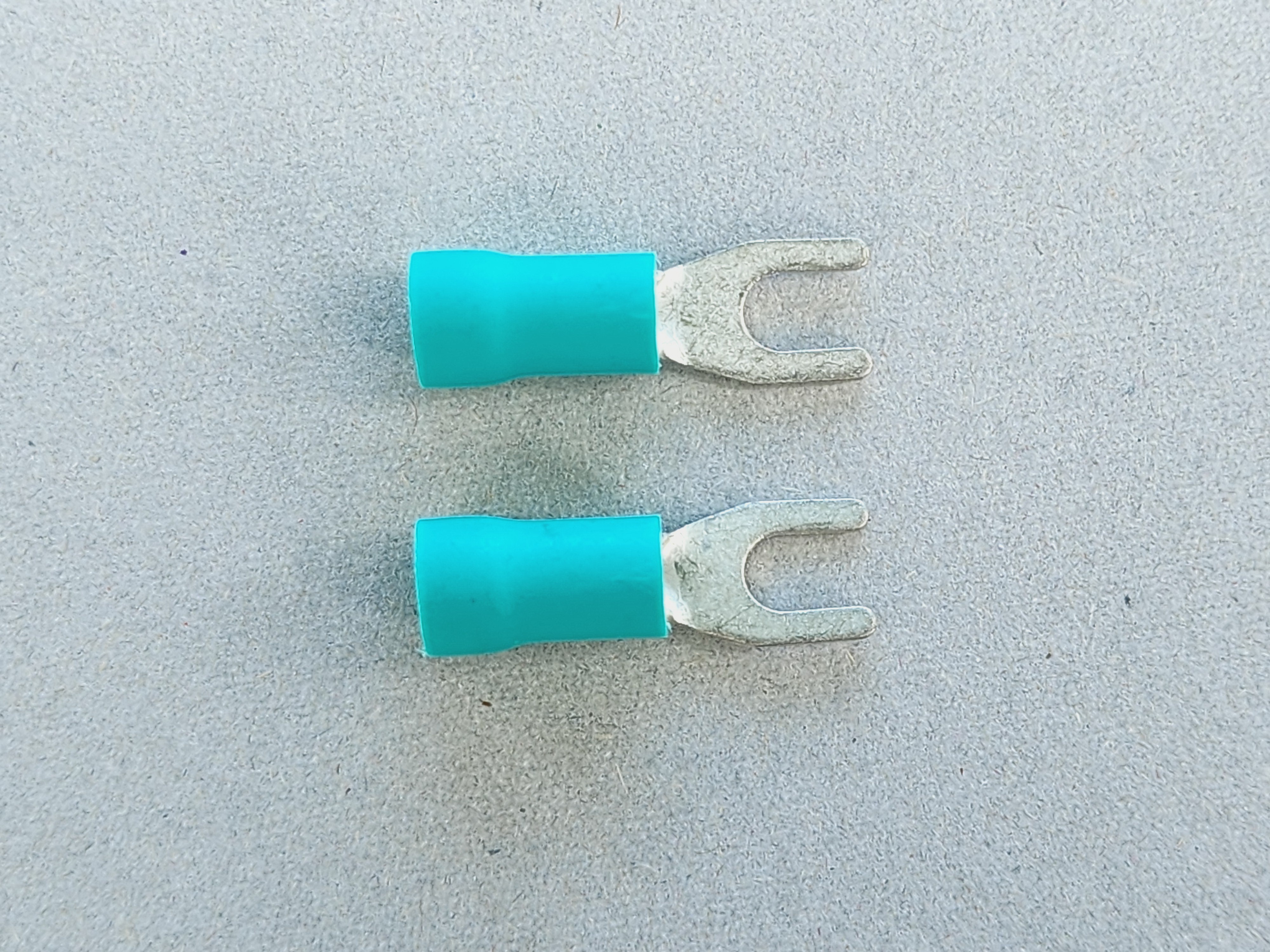 รูปหางปลาแฉก หุ้มฉนวน