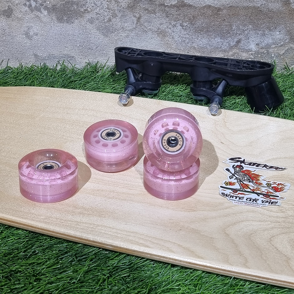 [0315] ล้อ Roller Skate พร้อมลูกปืน 58x32 82A มีกากเพชร วิบวับ