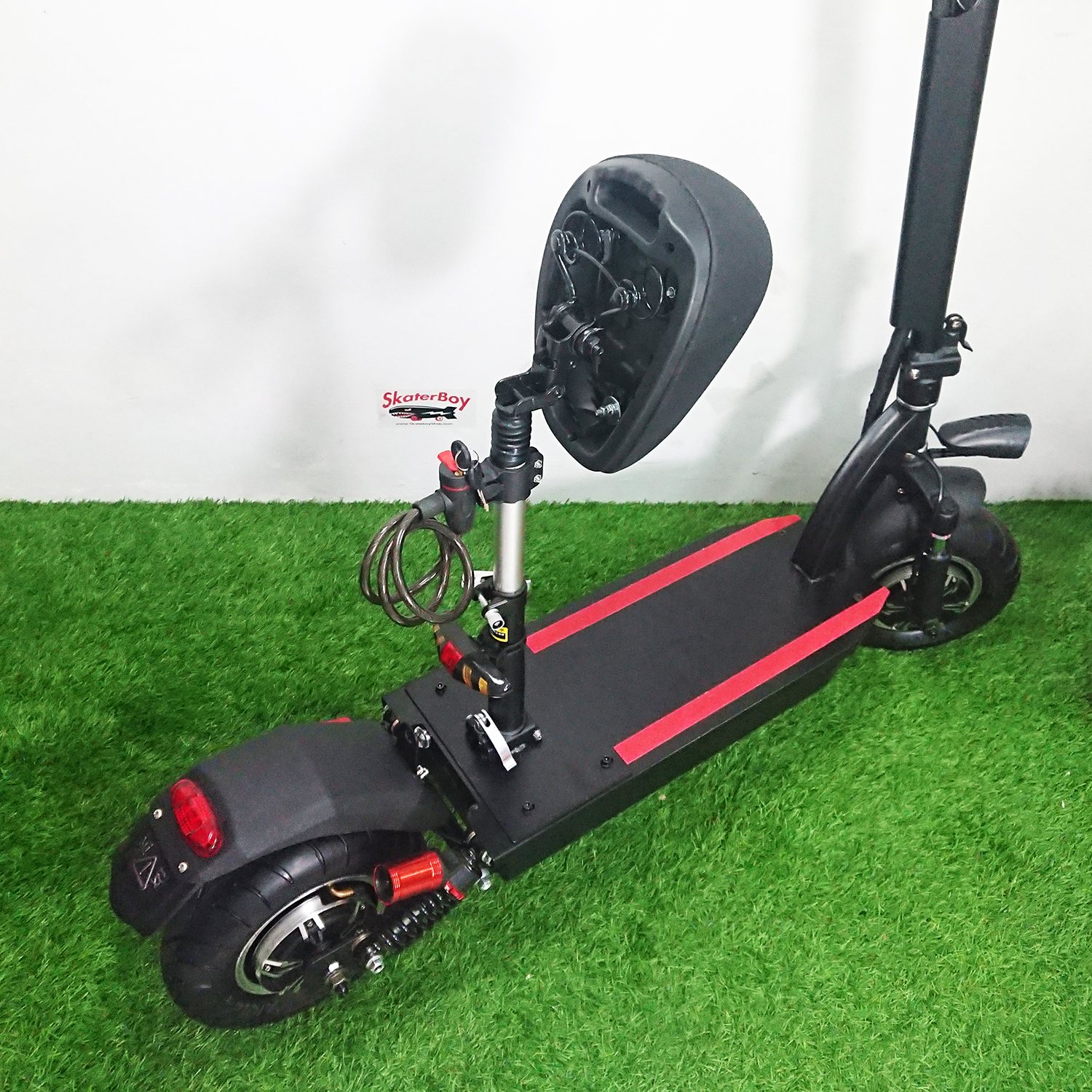 [0601] สกู็ตเตอร์ไฟฟ้า รุ่น BigScoot ล้อ 11 นิ้ว แบตเตอรี่ 60V ใช้เดินทางจริงจัง ฟังก์ชั่นเพียบ Electric scooter