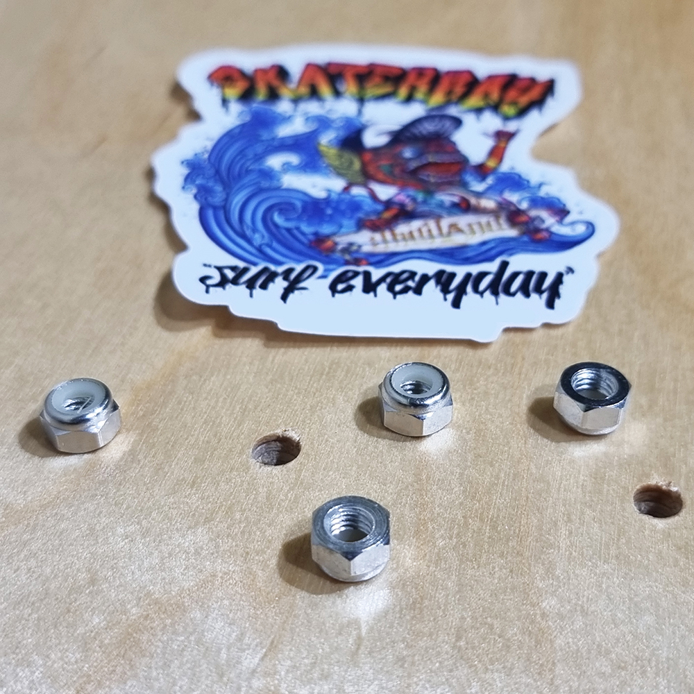 [0309] น็อต Aluminum alloy ตัวเมียยึด ทรัคสเก็ตบอร์ด ชุบสี ยางไนลอนกันคลาย ตัวเล็ก