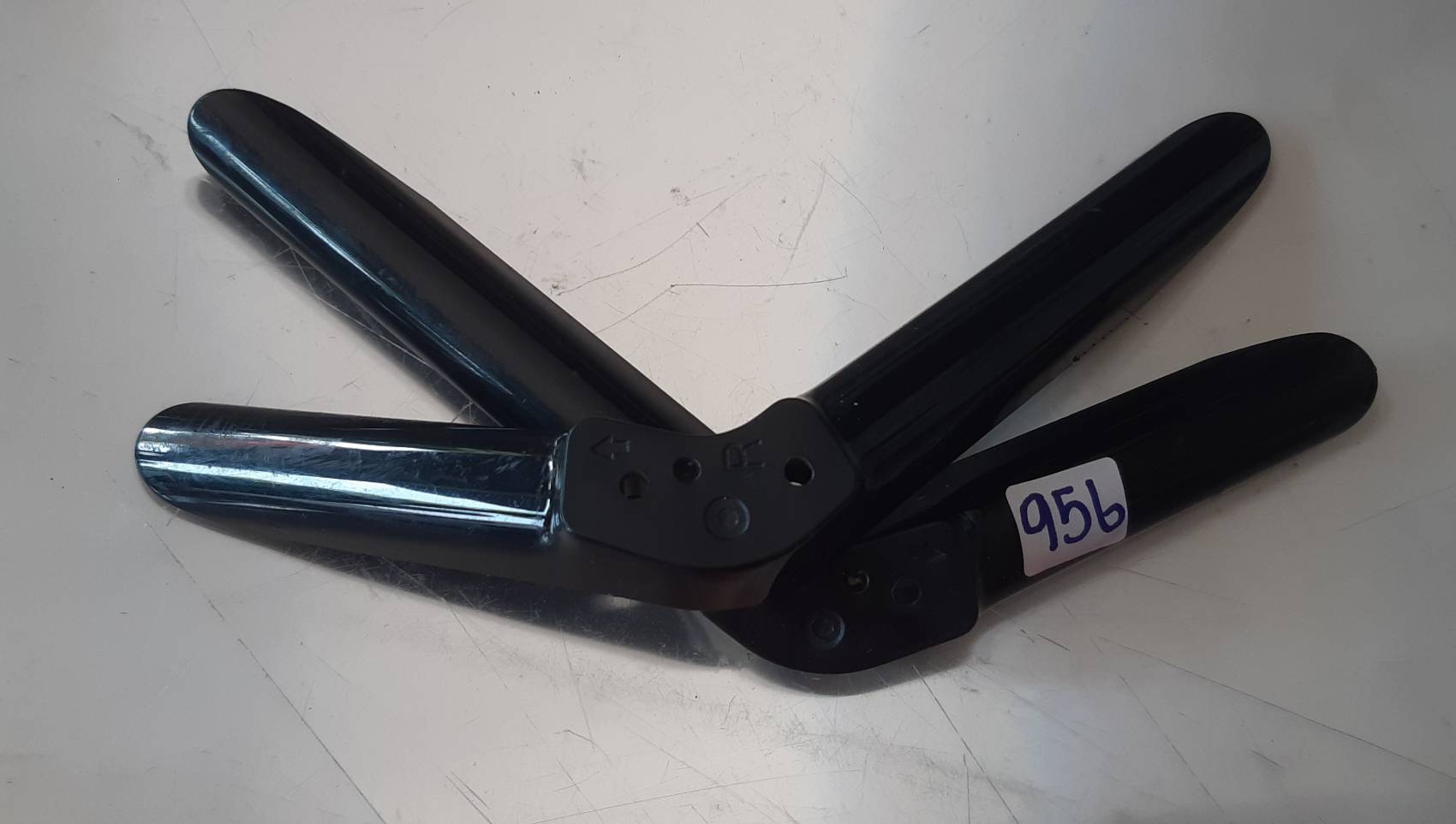 อันที่ 956 ขาทีวี PRISMA PLE-4501DT