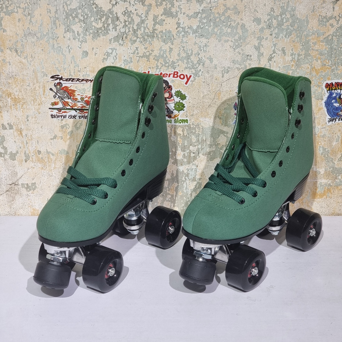 0231 รองเท้า Roller skate ส้นสูง หนังกลับ suede คุณภาพดี
