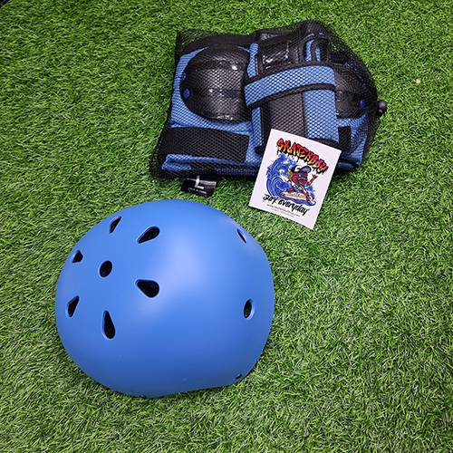 [0101] สนับผู้ใหญ่ หมวกกันน็อค สีเข้าชุด ชมพู ฟ้า มีพลาสติกแข็ง สำหรับกีฬา extreme