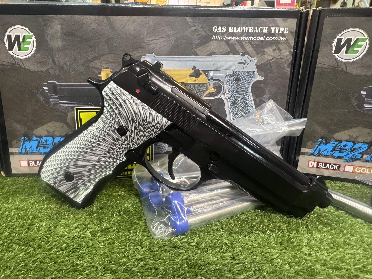 WE M92 EAGLE Full Auto GBB (Black)