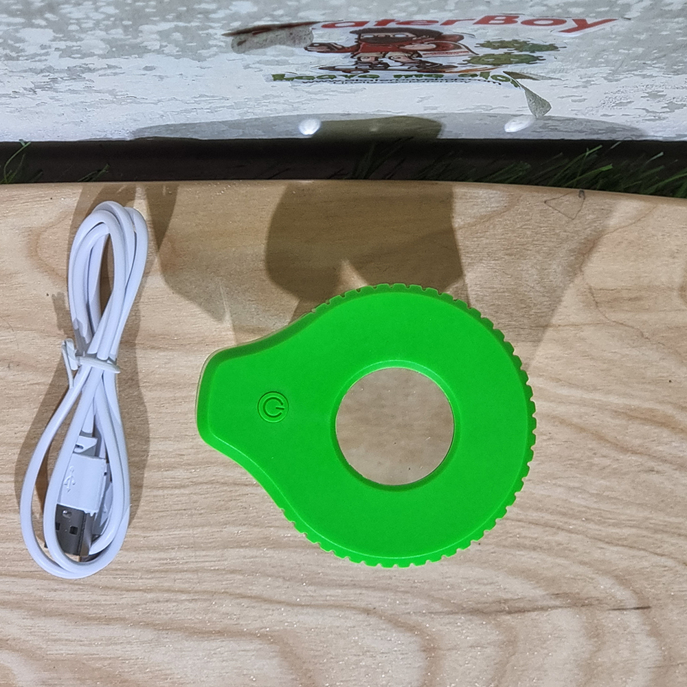 [1003] กระป๋อง เก็บดอก มีไฟ เลนส์10X ขยายบนล่าง ชมไตรโคม ขนาด 6x8cm พร้อมสายชาร์จ