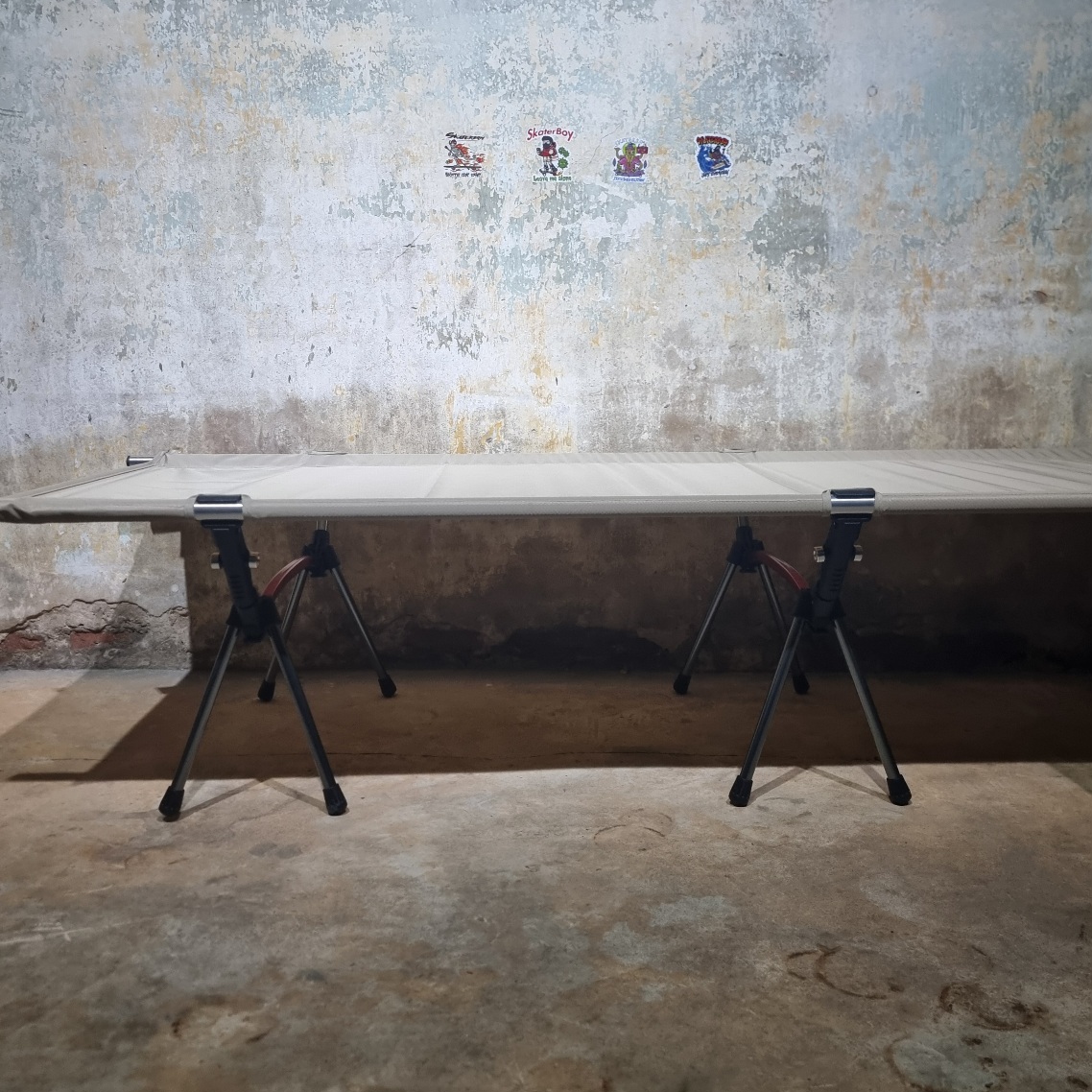 [1200] เตียงพับกลางแจ้ง น้ำหนักเบา เตียงแคมป์แบบพกพา ตั้งแคมป์ พักกลางวัน สูง 13cm และ 17-38cm Outdoor Camping