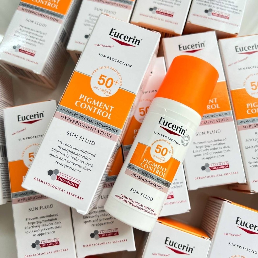 กันแดด Eucerin Pigment Control Sun Fluid 50 ml. ** รุ่นสีชมพู ผิวไบรท์ Exp.02/2027