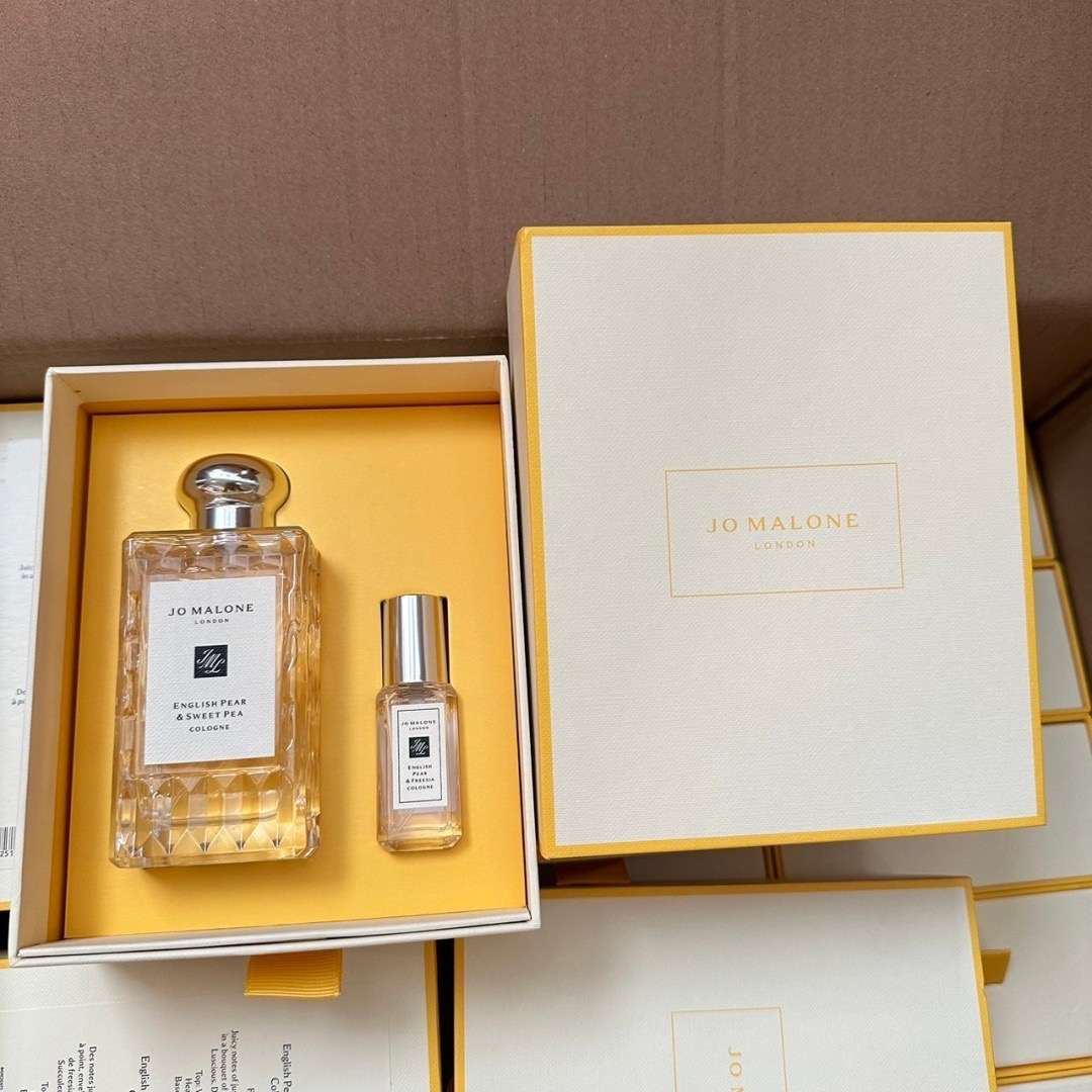 เซ็ทน้ำหอม Jo Malone London English Pear & Sweet Pea Set 2 Pcs.