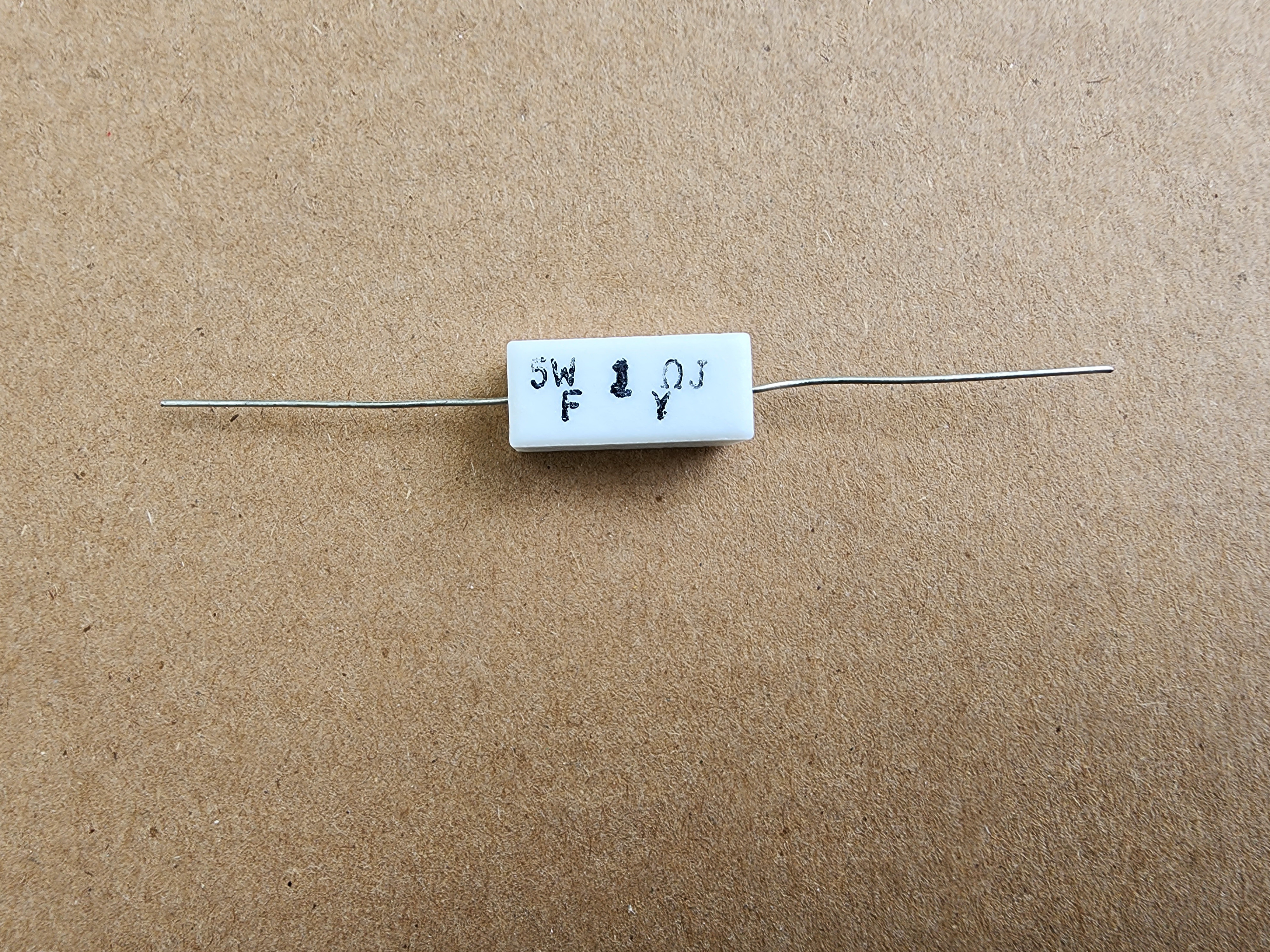 อาร์กระเบื้อง 1 Ohm 5W ตัวต้านทานกระเบื้อง