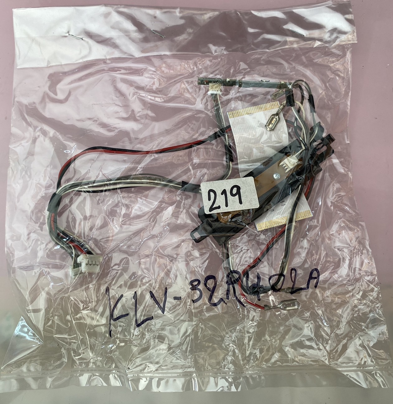 ชุดสายแพร 219 KLV-32R402A