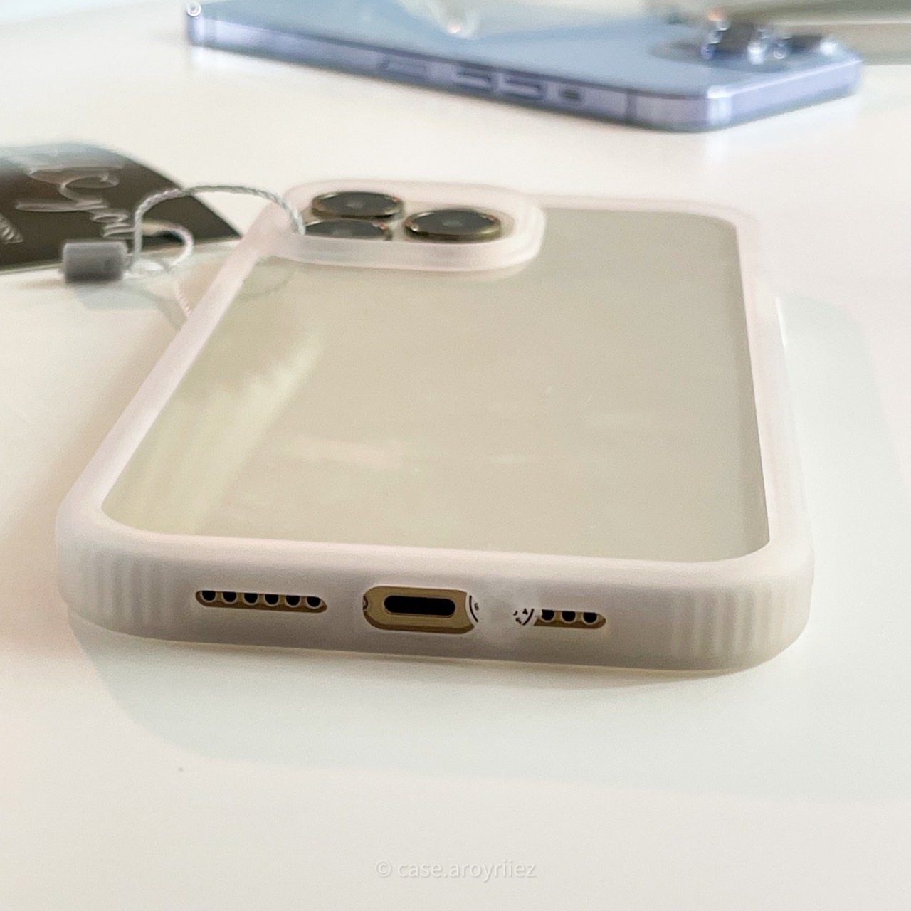 [Protection] Opaque phone case with cover