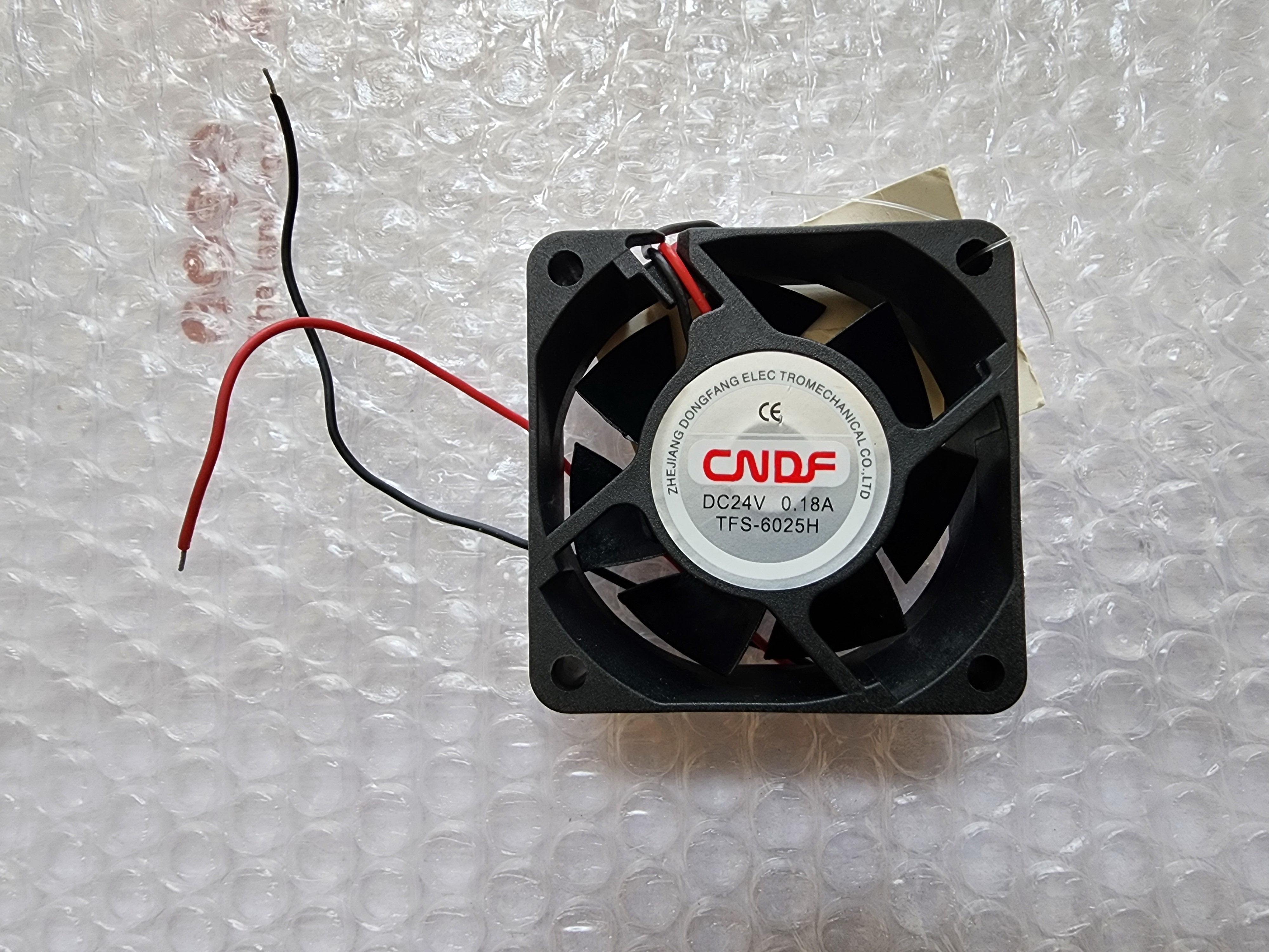 พัดลม 24V 0.18A Size: 60x25mm 2 สาย ดำ แดง