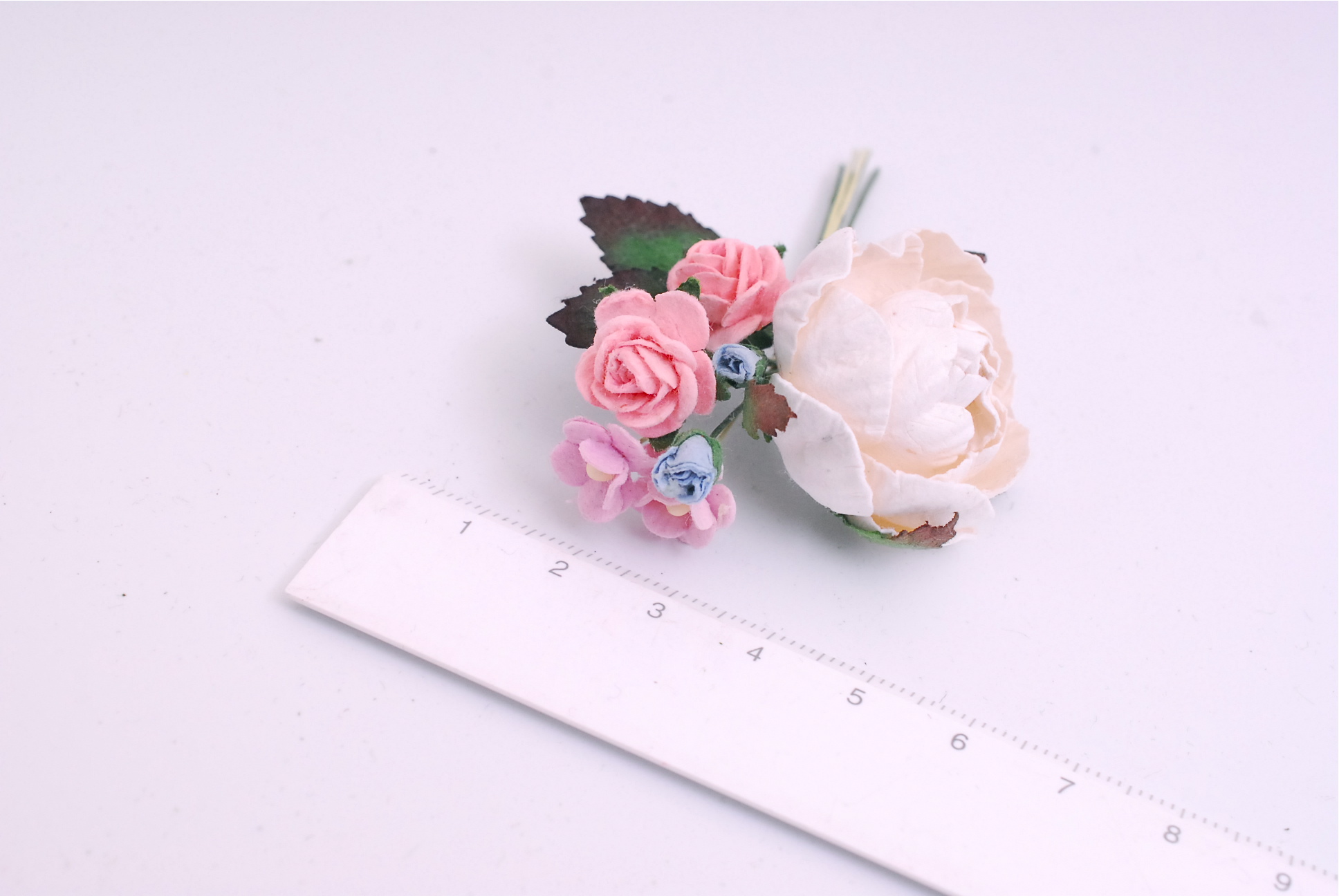 ช่อดอกไม้กระดาษ อดอกไม้ประดับ งานแต่งงาน งานประดิษฐ์ ของชำร่วย ดอกไม้กระดาษสา งานแต่งงาน DIY wedding boutonniere or making centerpieces gift decoration.