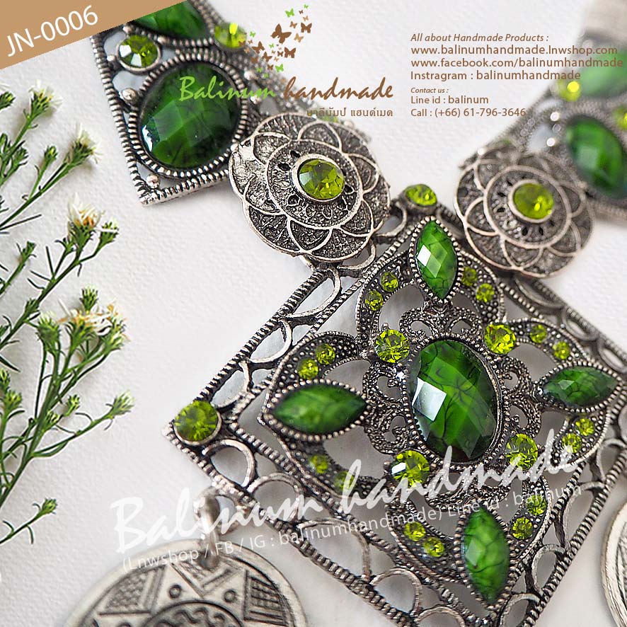 Bohemian Necklace with Earring set เซตสร้อยคอ+ต่างหู สไตล์โบฮีเมียน ตะขอเกี่ยวเป็นก้ามปู สวมใส่ง่าย ประดับเพชร สะท้อนเล่นไฟระยิบระยับ สวมงามมากค่ะ เงิน (Silver)