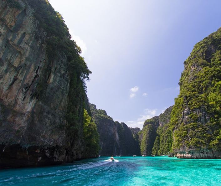 อันดับ 1 ทัวร์เกาะพีพี อ่าวมาหยา อ่าวปิเละ เกาะไข่ เรือสปีดโบ๊ท Phi Phi Island Khai Island - Maya Bay - Pileh Lagoon