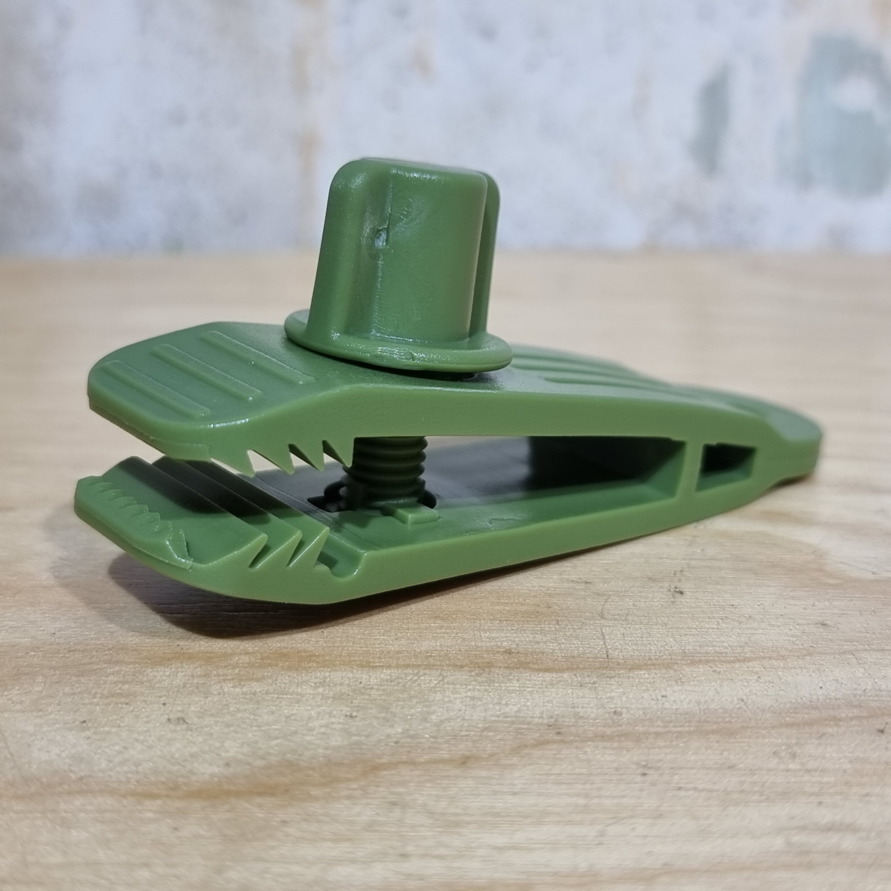 [1200] คลิปหนีบ หลังคาเต็นท์ ฟลายชีท ยึดกับสมอบก เพิ่มความมั่นคง กันกระพือ ที่ลมแรง