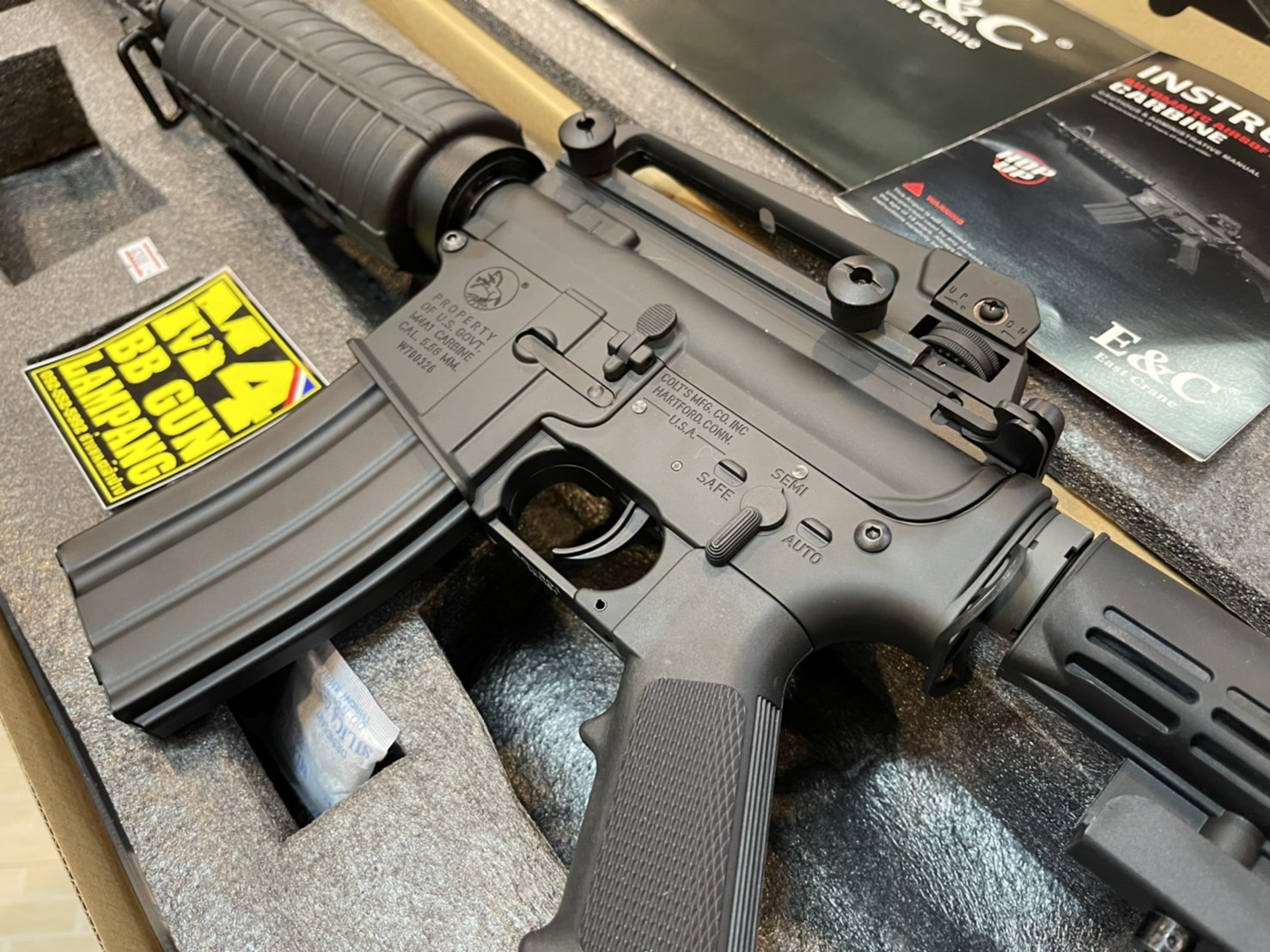 E&C 301 S2 : M4A1 บอดี้โลหะ