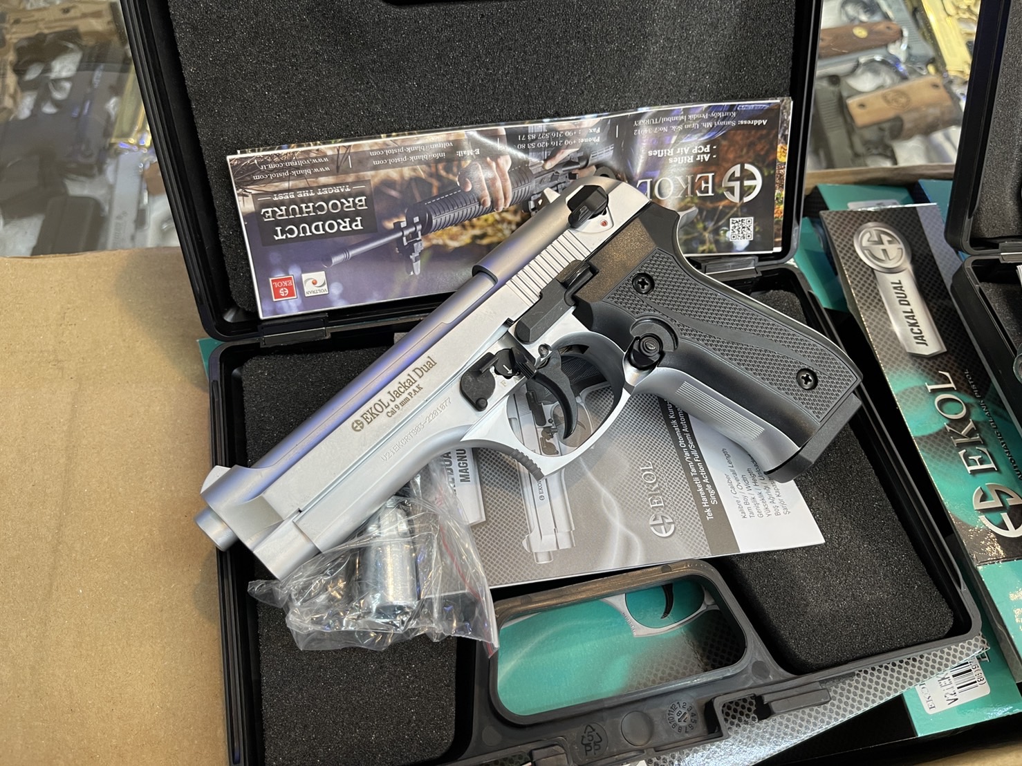 EKOL Jackal Dual บรอนซ์เงิน