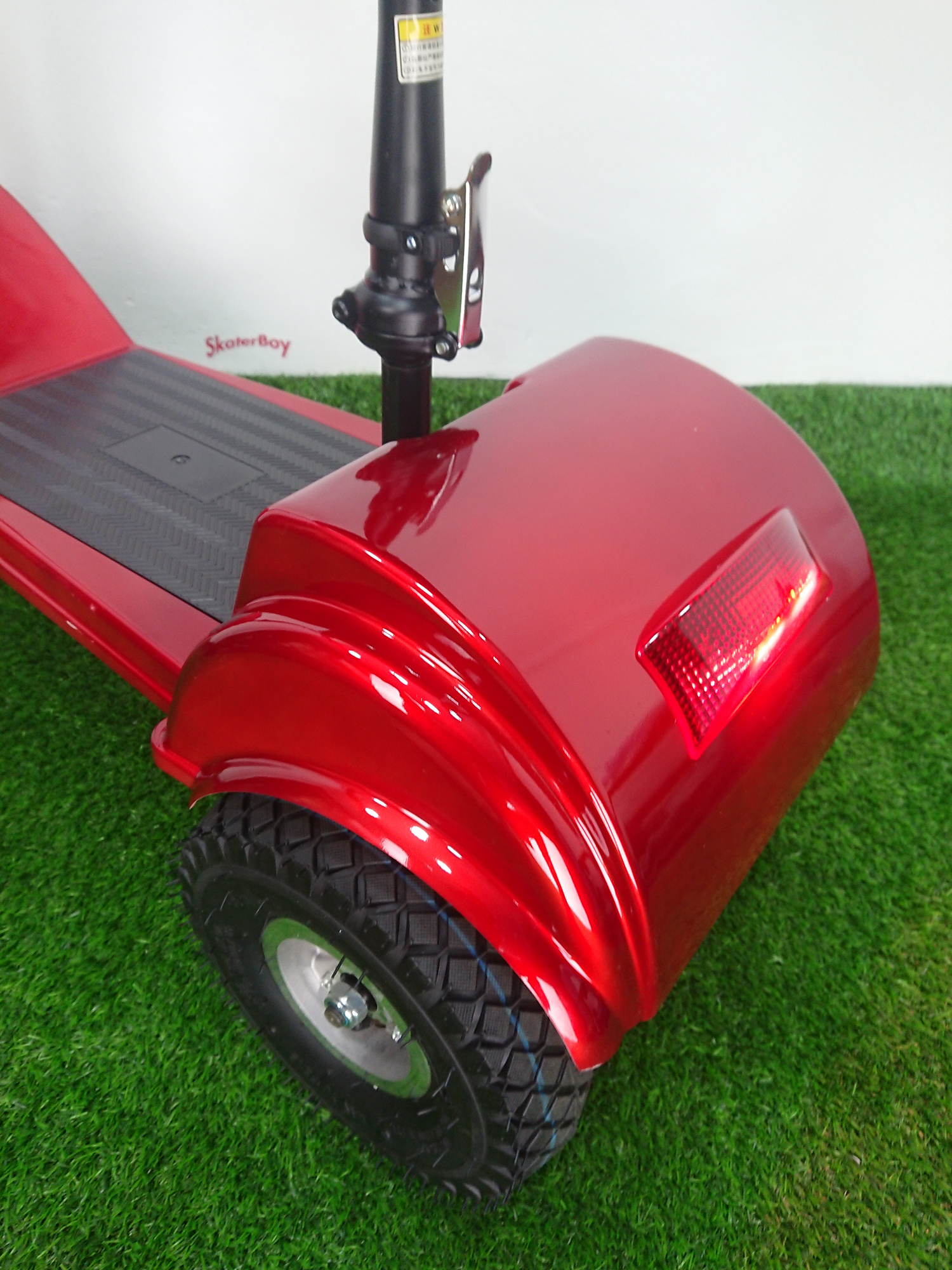 [0601] สกู็ตเตอร์ไฟฟ้า รุ่น Rhino สำหรับผู้สูงอายุ มี3ล้อ ขนาด12นิ้ว รับประกัน6เดือน มีอะไหล่เปลี่ยน Electric scooter