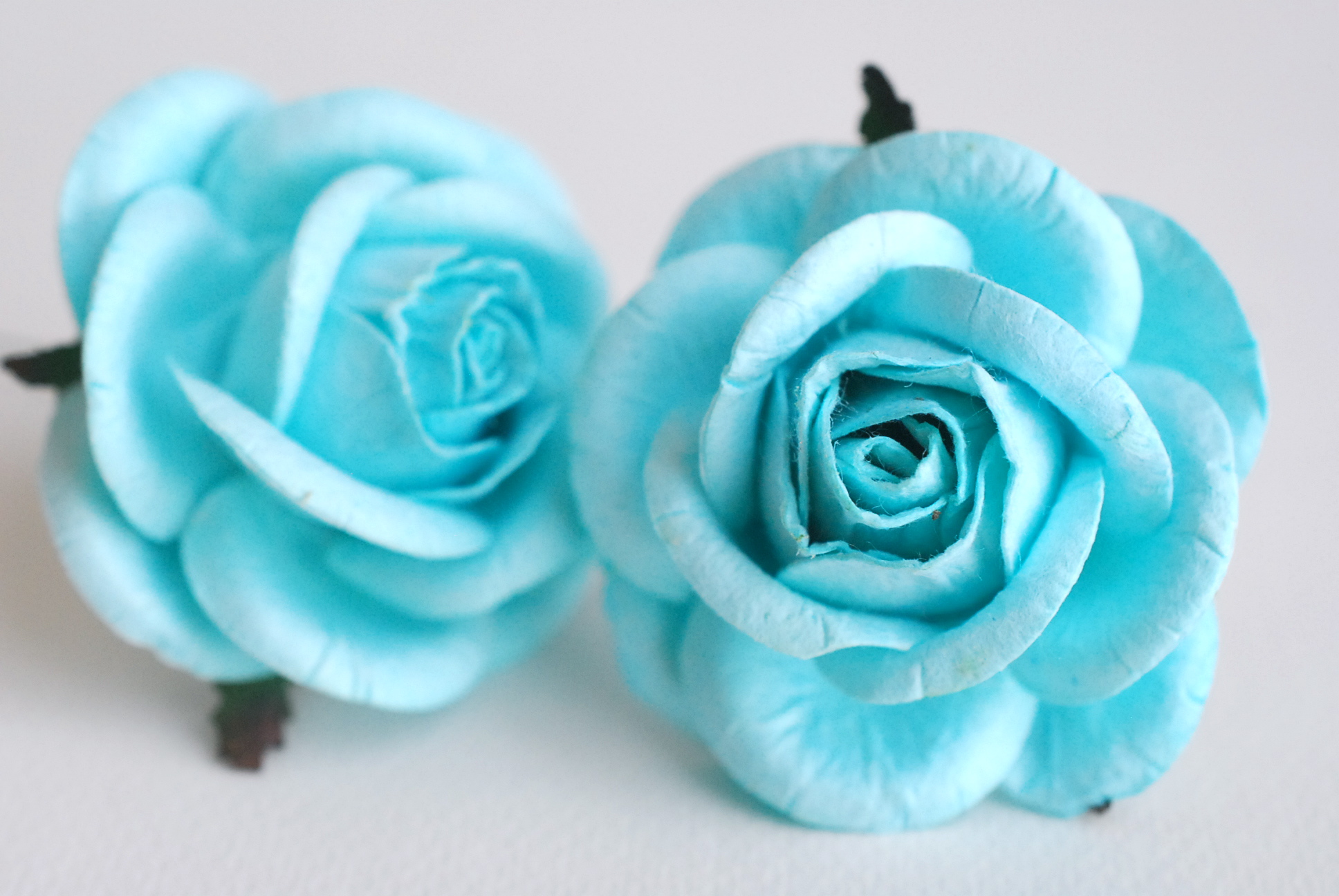 ดอกไม้กระดาษสา ดอกไม้กุหลาบกระดาษ ดอกไม้ประดิษฐ์ งานแต่งงาน ตกแต่งของชำร่วย, งานแต่งงาน สีฟ้าใส ขนา่ด 4.5 cm., Paper flower,20 Pieces mulberry rose, 4.5 cm. blue sky light color.